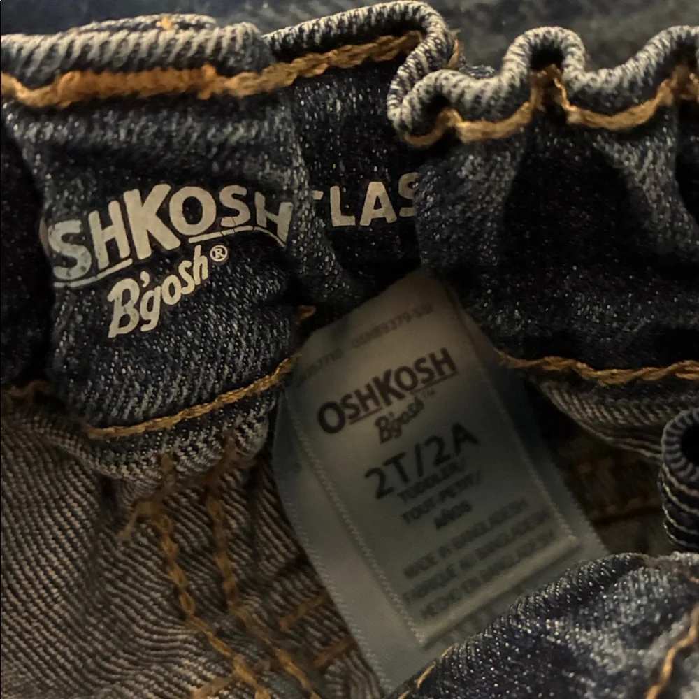 Kids OshKosh B’gosh Jeans - Picture 4 of 7